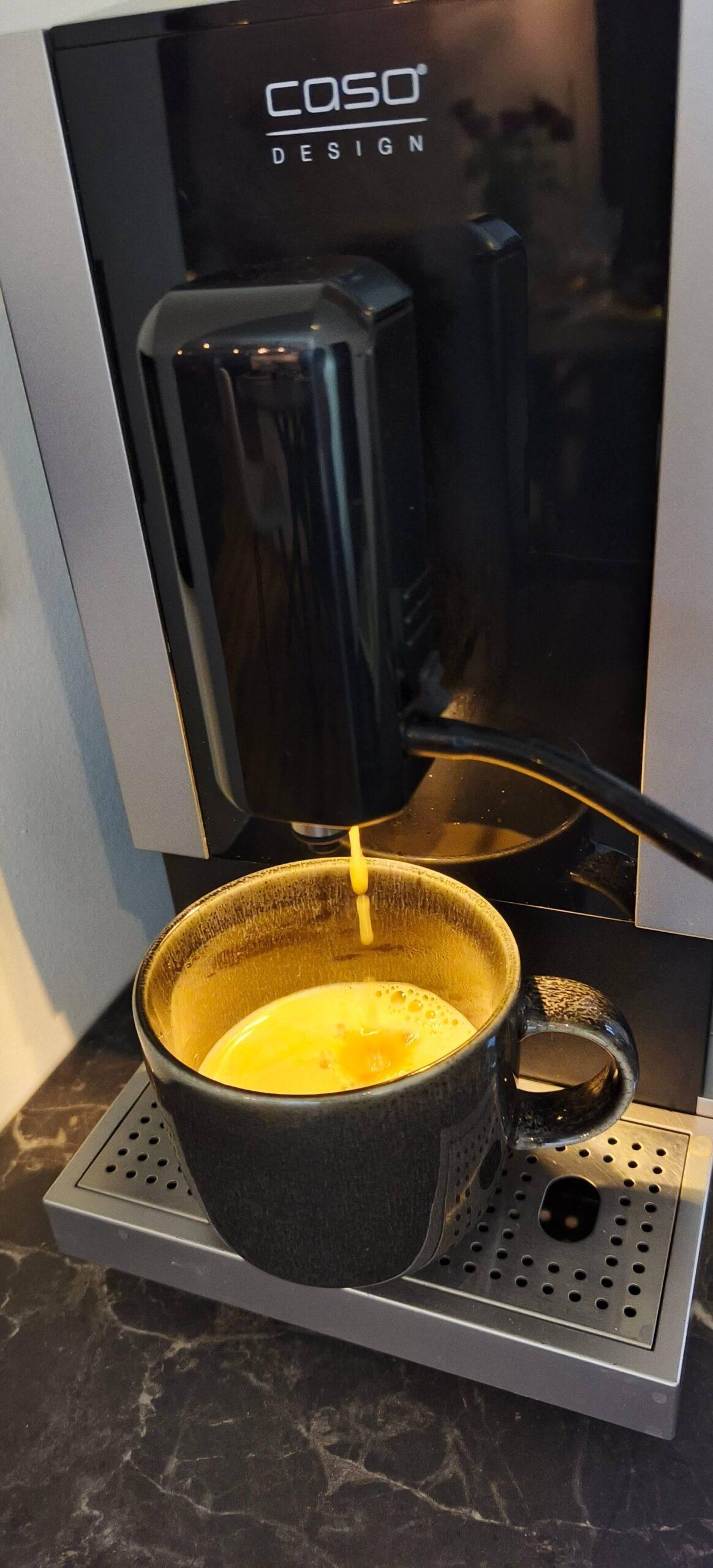 Red Room disain kohvimasin