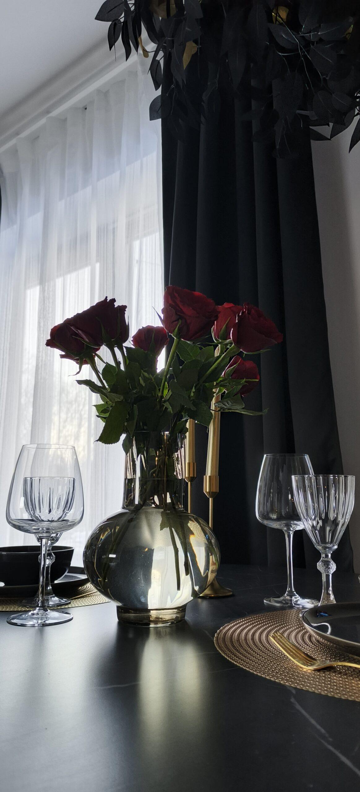 Galerii - Red Room roosid