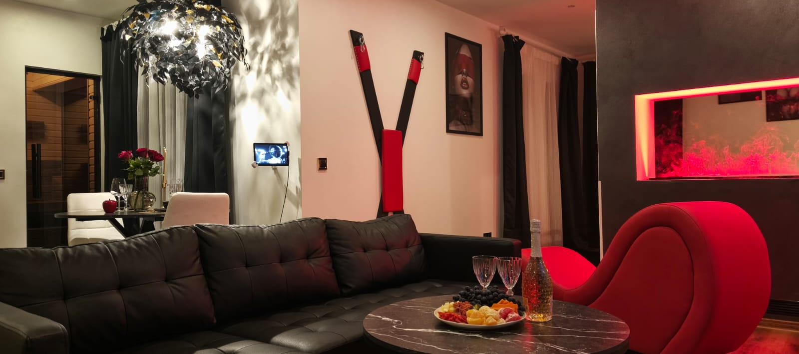 Galerii - Red Room puhkemaja - elutuba